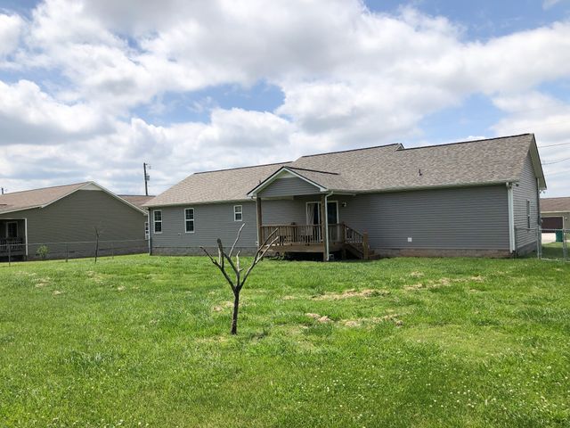 171 Raspberry Dr, Winchester, TN 37398