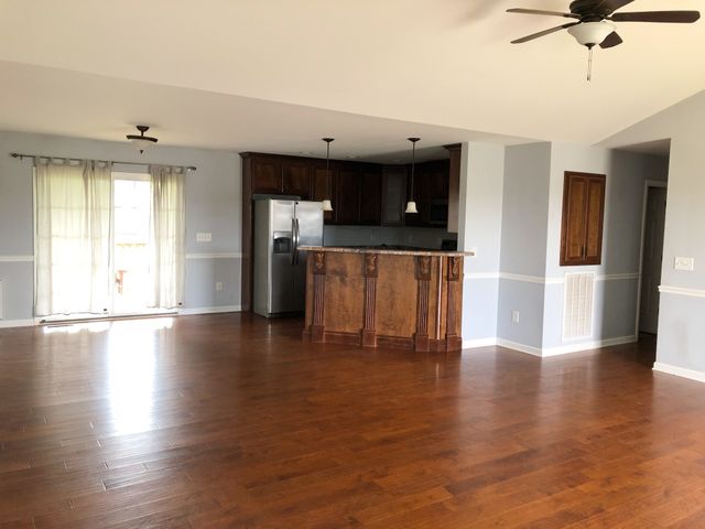171 Raspberry Dr, Winchester, TN 37398