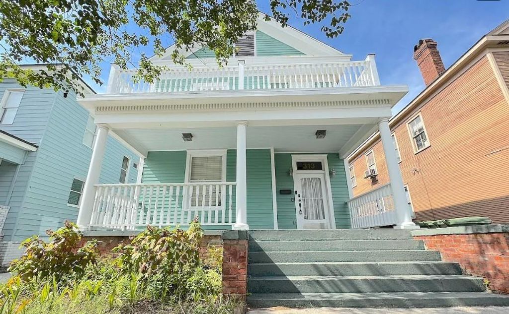 313 W 33rd Street, Savannah, GA 31401
