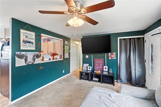 5641 Shady Oak Street, Huber Heights, OH 45424