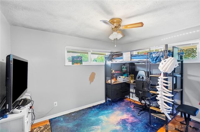 5641 Shady Oak Street, Huber Heights, OH 45424