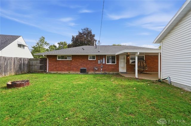 5641 Shady Oak Street, Huber Heights, OH 45424