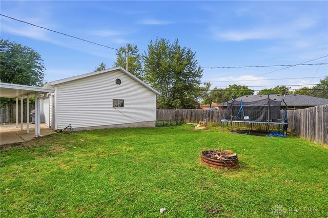 5641 Shady Oak Street, Huber Heights, OH 45424