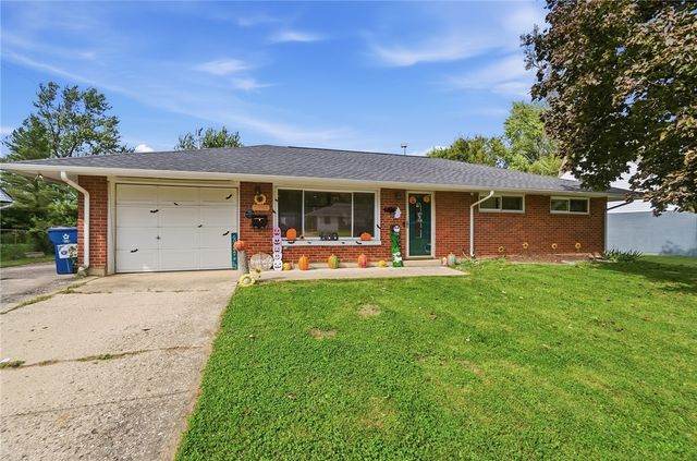 5641 Shady Oak Street, Huber Heights, OH 45424