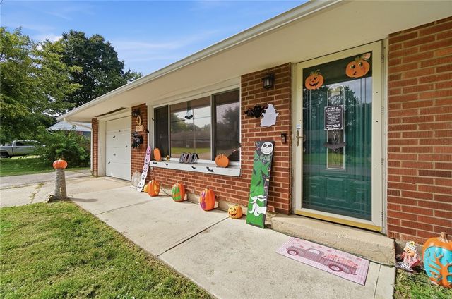 5641 Shady Oak Street, Huber Heights, OH 45424