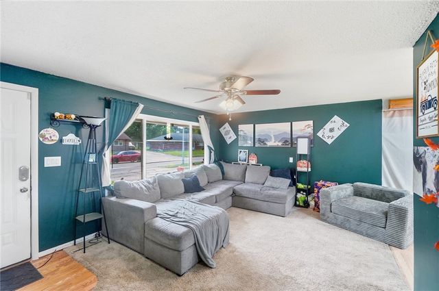 5641 Shady Oak Street, Huber Heights, OH 45424