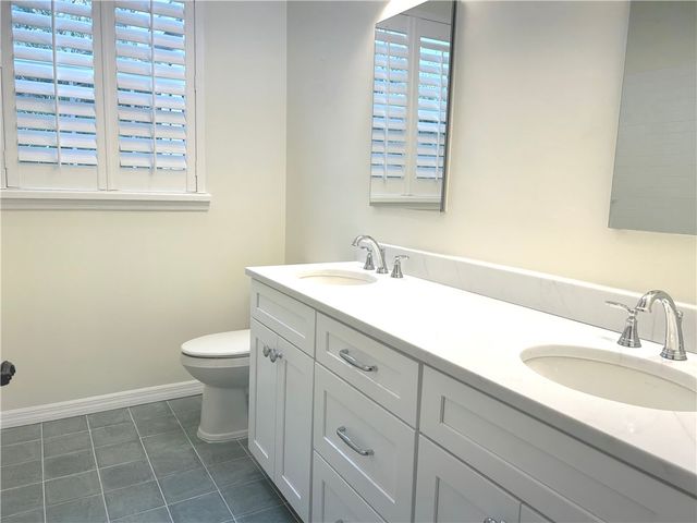 1460 Winding Oaks Circle W 104, Vero Beach, FL 32963