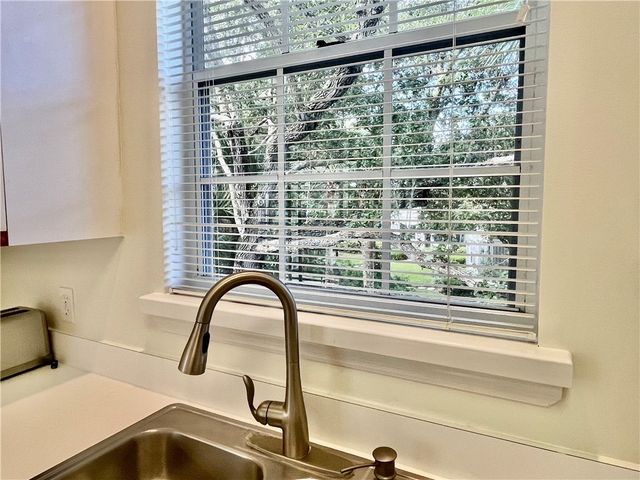 1460 Winding Oaks Circle W 104, Vero Beach, FL 32963