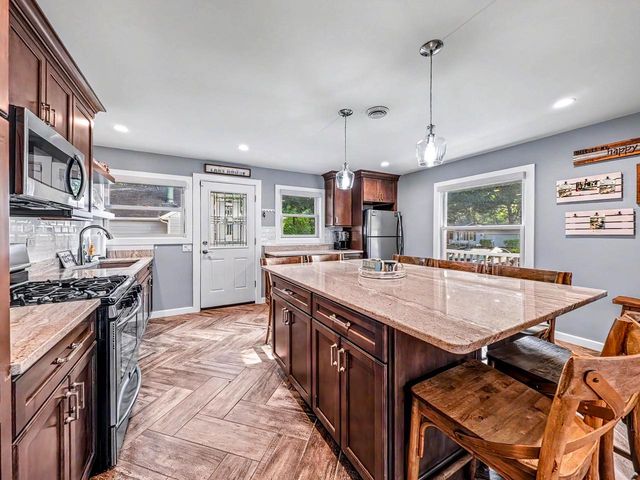 N2446 Knollwood DRIVE, Lake Geneva, WI 53147