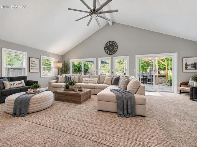 N2446 Knollwood DRIVE, Lake Geneva, WI 53147