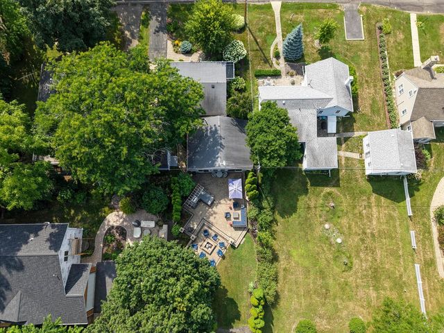 N2446 Knollwood DRIVE, Lake Geneva, WI 53147