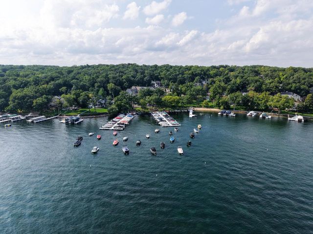 N2446 Knollwood DRIVE, Lake Geneva, WI 53147