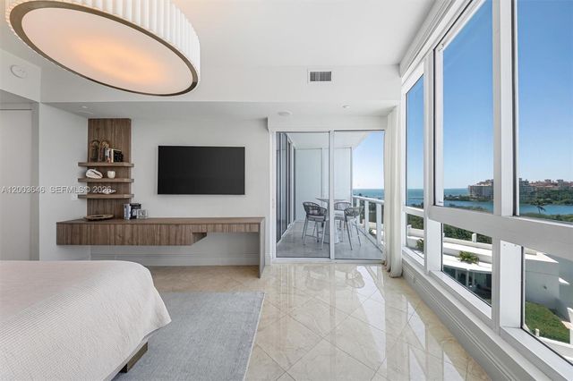 100 S Pointe Dr 702, Miami Beach, FL 33139