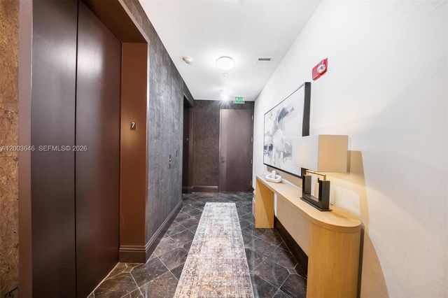 100 S Pointe Dr 702, Miami Beach, FL 33139