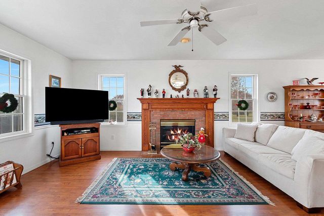 N1356 LAKESHORE ROAD, Kewaunee, WI 54216