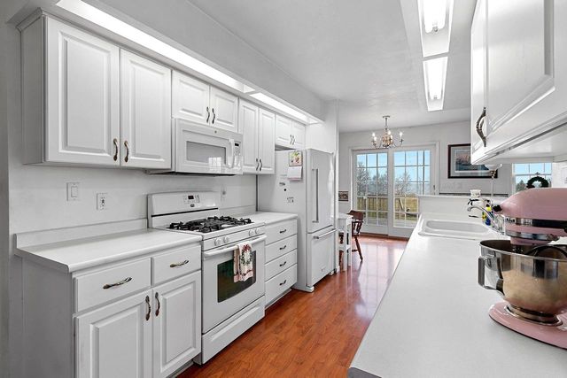 N1356 LAKESHORE ROAD, Kewaunee, WI 54216