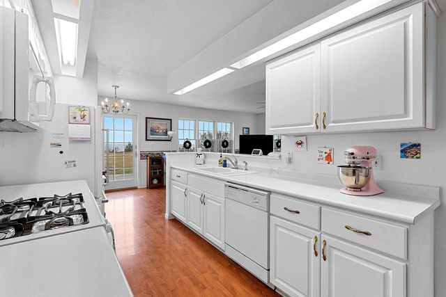 N1356 LAKESHORE ROAD, Kewaunee, WI 54216