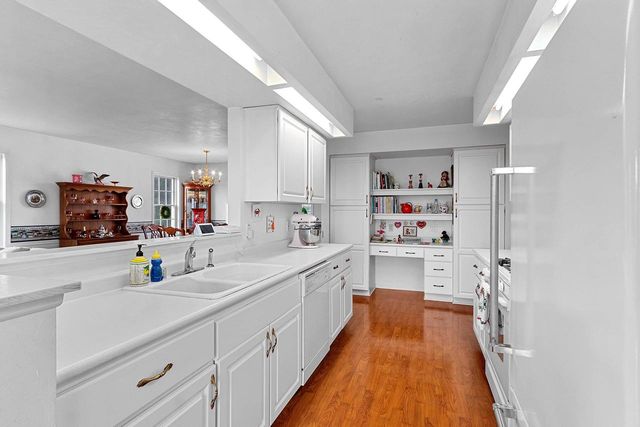 N1356 LAKESHORE ROAD, Kewaunee, WI 54216