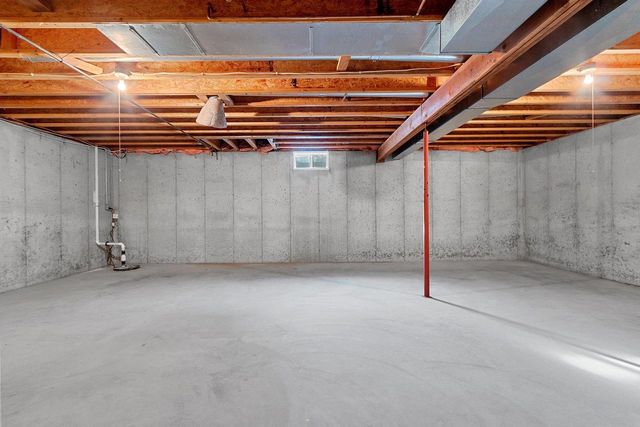 N1356 LAKESHORE ROAD, Kewaunee, WI 54216