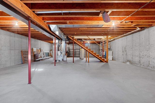 N1356 LAKESHORE ROAD, Kewaunee, WI 54216