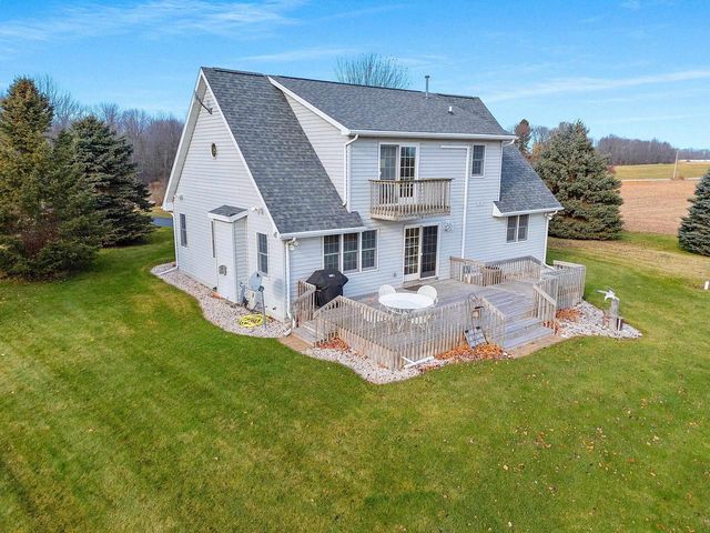 N1356 LAKESHORE ROAD, Kewaunee, WI 54216