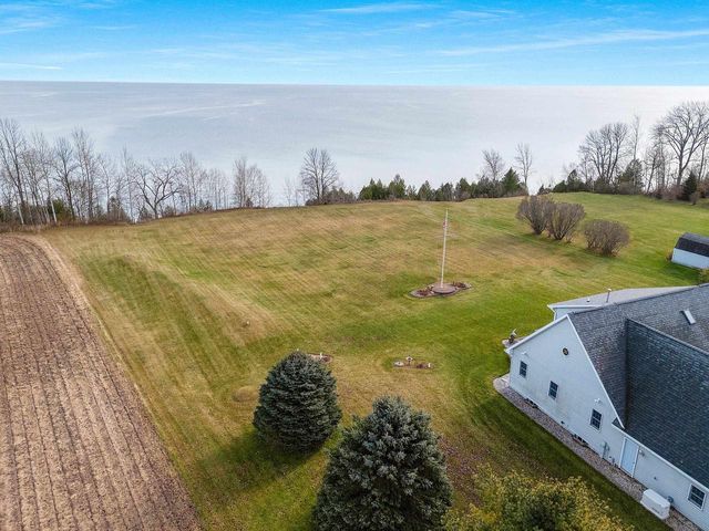 N1356 LAKESHORE ROAD, Kewaunee, WI 54216