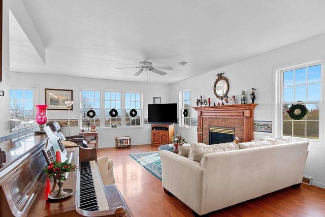 N1356 LAKESHORE ROAD, Kewaunee, WI 54216