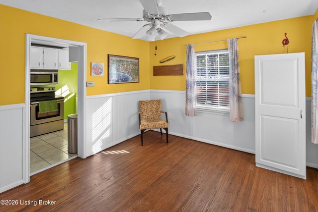 6407 S 2nd St, Louisville, KY 40214