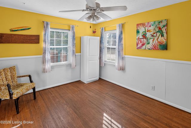 6407 S 2nd St, Louisville, KY 40214