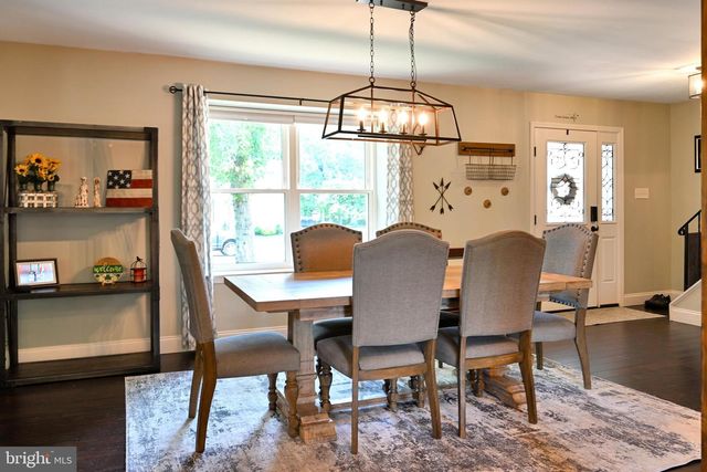 48 TALL TIMBER LN, Burlington, NJ 08016