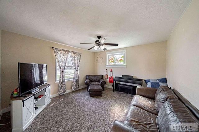 382 W 1st N, Rigby, ID 83442