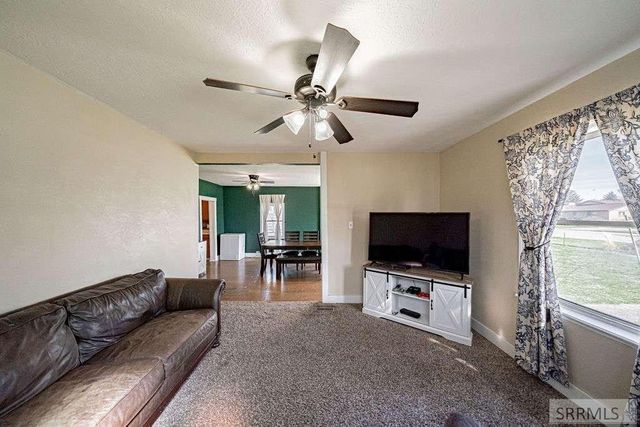 382 W 1st N, Rigby, ID 83442