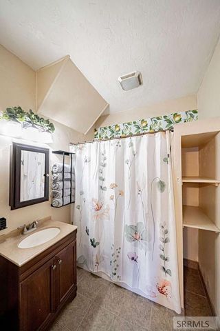 382 W 1st N, Rigby, ID 83442