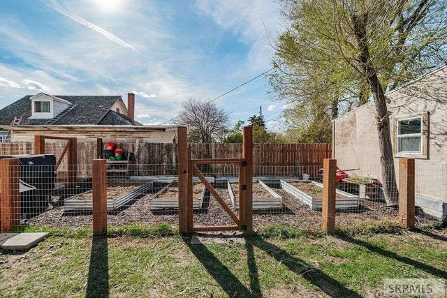 382 W 1st N, Rigby, ID 83442