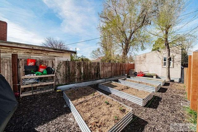 382 W 1st N, Rigby, ID 83442