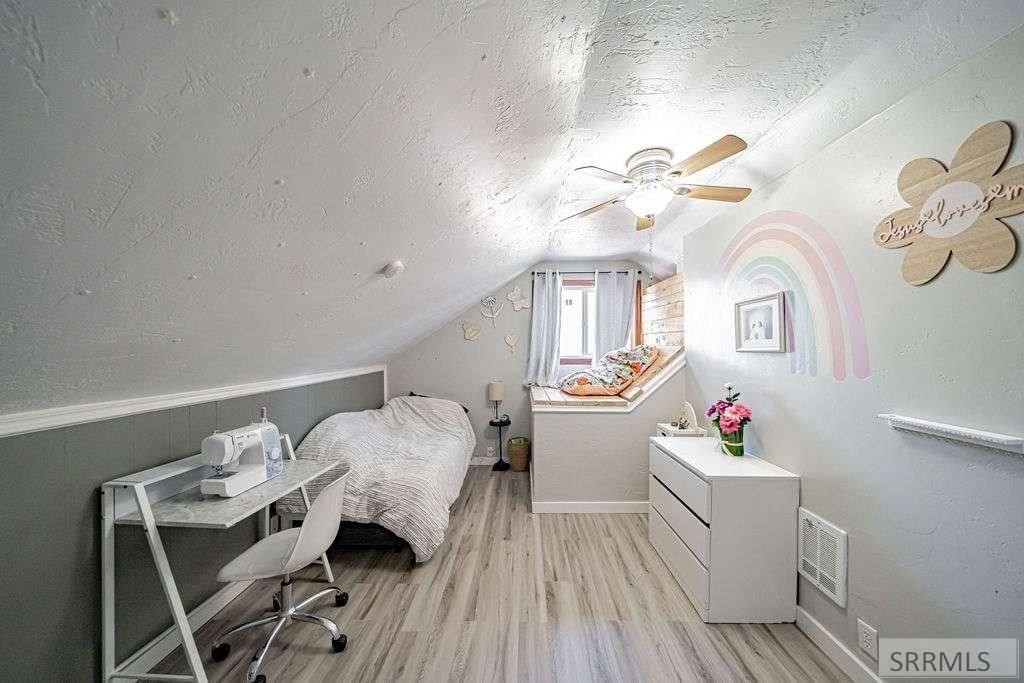 Image 33 of property listing at 382 W 1st N, Rigby, ID 83442