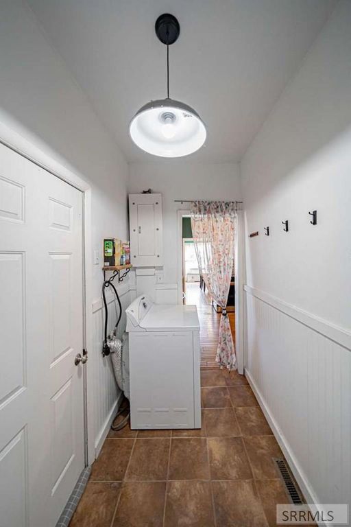 Image 40 of property listing at 382 W 1st N, Rigby, ID 83442