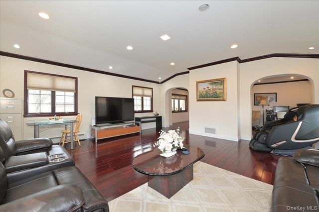 4219 219th Street, Bayside, NY 11361