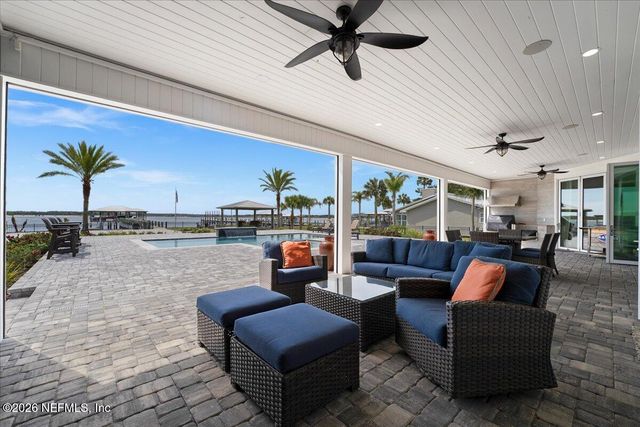 9136 HECKSCHER Drive, Jacksonville, FL 32226