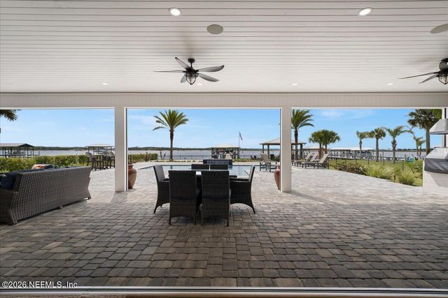 9136 HECKSCHER Drive, Jacksonville, FL 32226