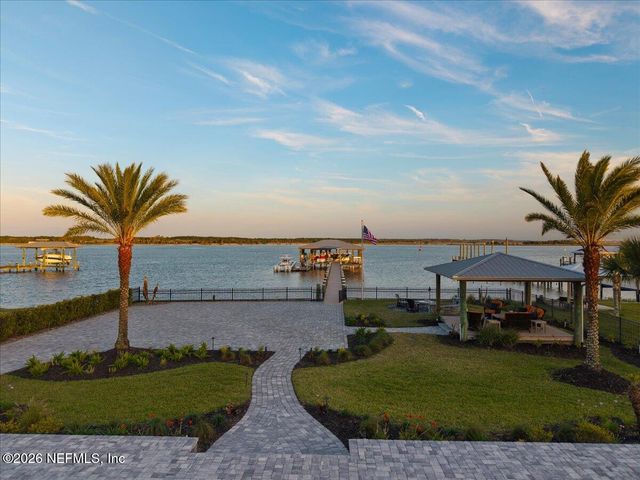 9136 HECKSCHER Drive, Jacksonville, FL 32226