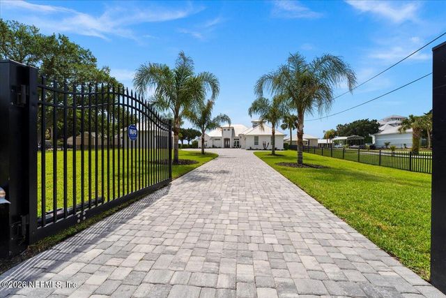 9136 HECKSCHER Drive, Jacksonville, FL 32226