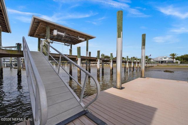 9136 HECKSCHER Drive, Jacksonville, FL 32226