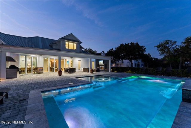 9136 HECKSCHER Drive, Jacksonville, FL 32226