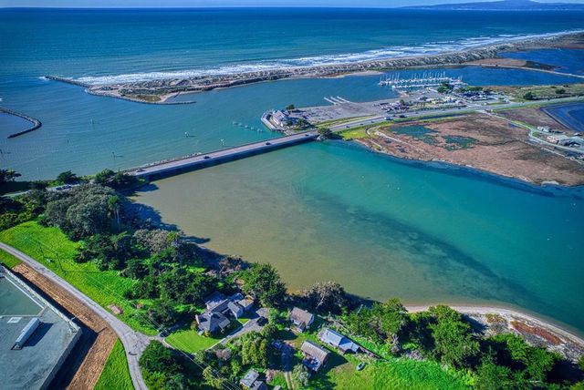 7201 Ca-1, Moss Landing, CA 95039
