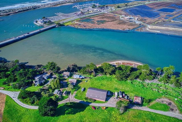 7201 Ca-1, Moss Landing, CA 95039