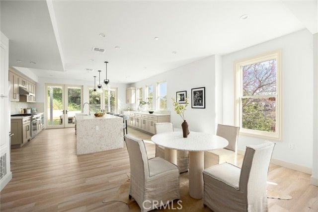 608 Baldwin Court, Sierra Madre, CA 91024