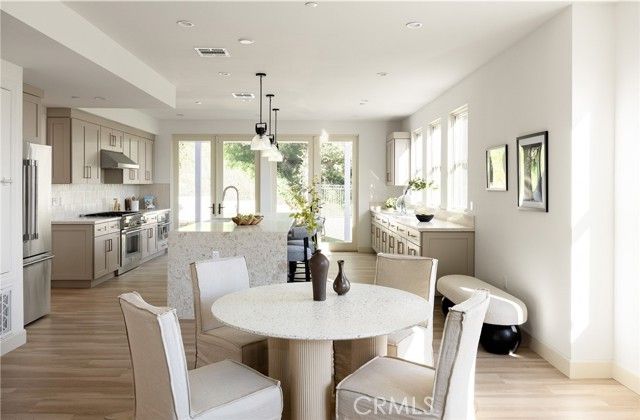 608 Baldwin Court, Sierra Madre, CA 91024