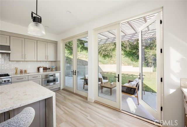 608 Baldwin Court, Sierra Madre, CA 91024