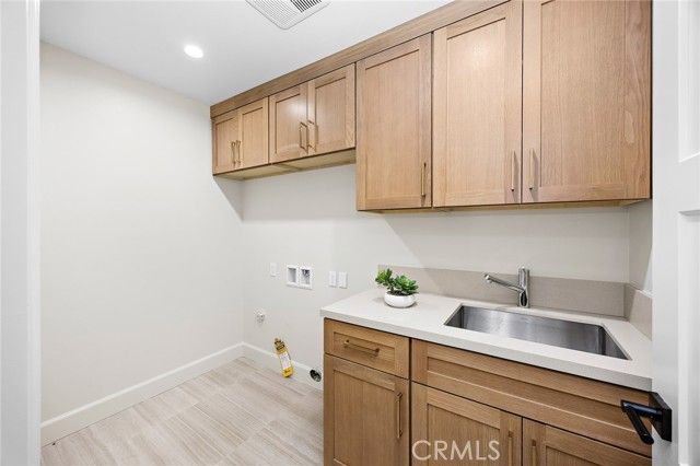 608 Baldwin Court, Sierra Madre, CA 91024